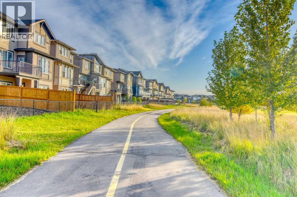 160 Belvedere Drive SE, Calgary, Alberta  T2A 7L5 - Photo 3 - A2350234