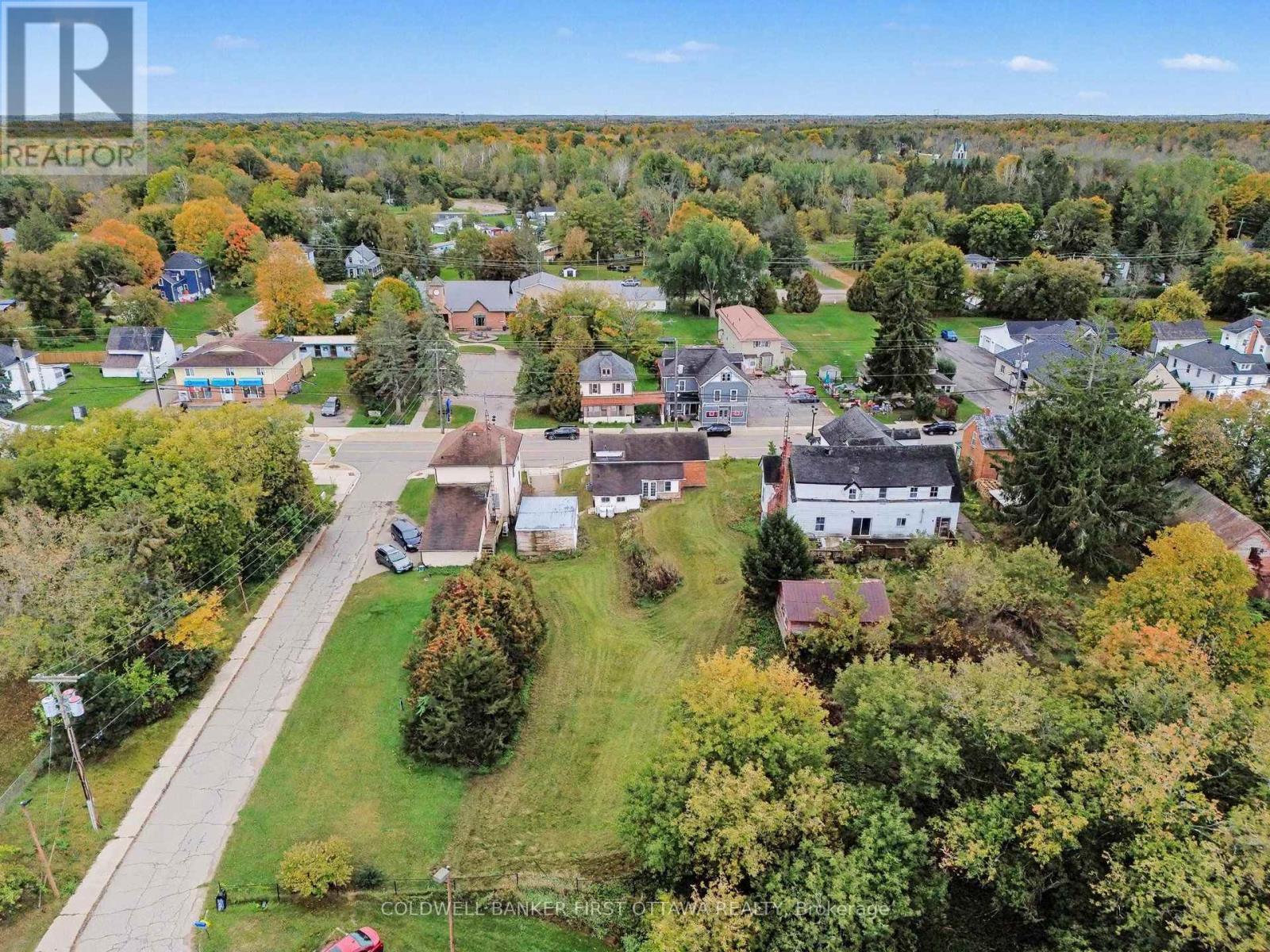 42 Main Street, Rideau Lakes, Ontario  K0G 1E0 - Photo 40 - X13874396