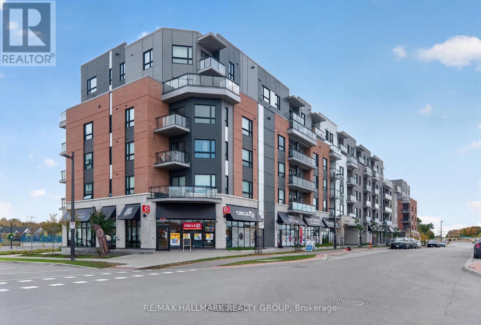 411 - 1350 Hemlock Road, Ottawa, Ontario K1K 5C2 - Photo 2 - X13874398