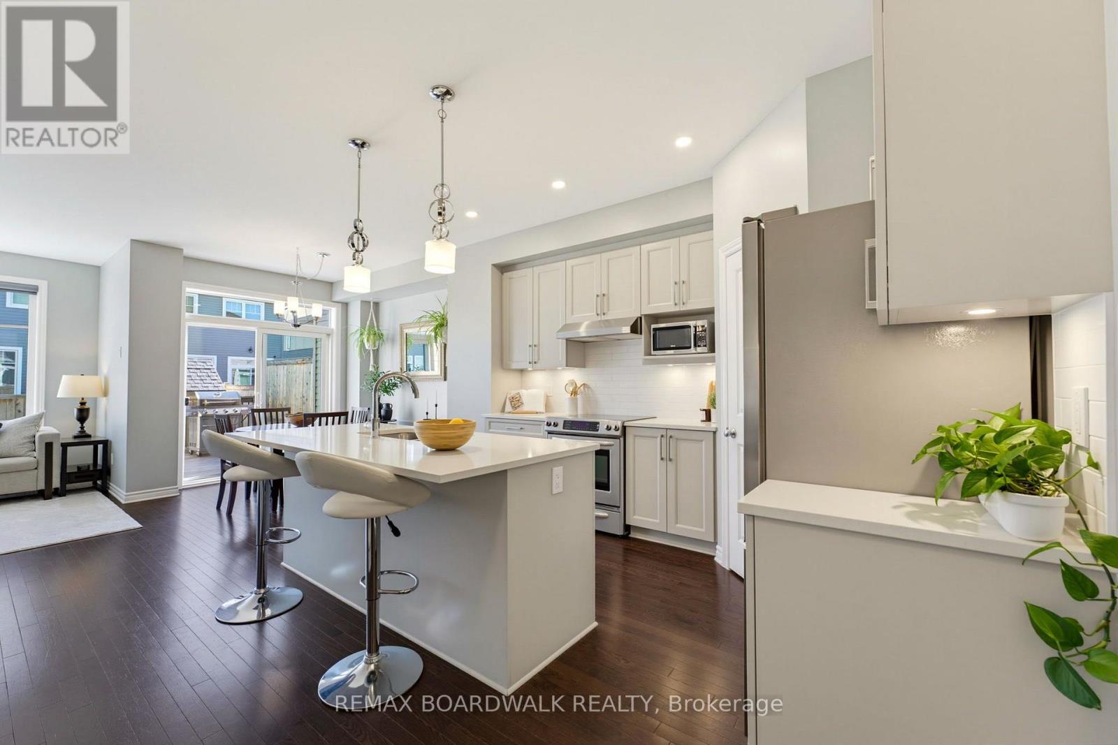 322 Cosanti Drive, Ottawa, Ontario K2S 2W6 - Photo 6 - X13874450