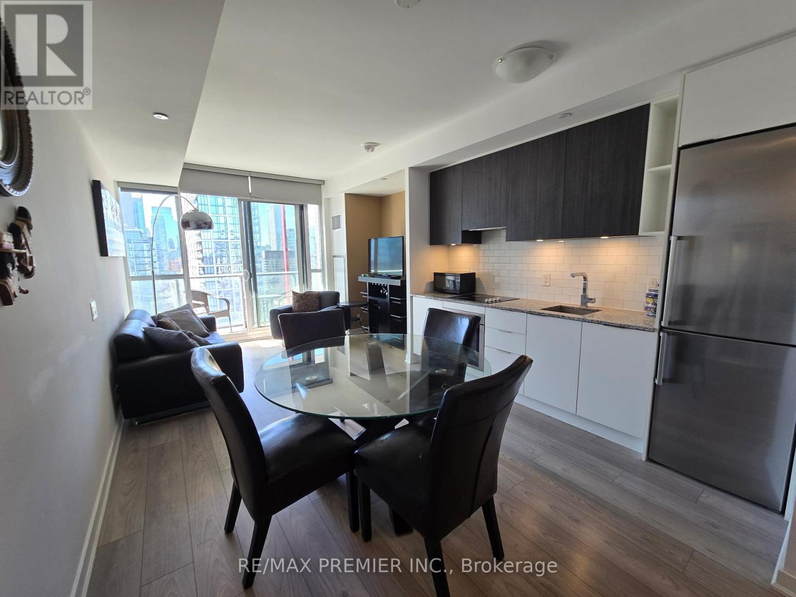 1613 - 120 Parliament Street, Toronto, Ontario M5A 2Y8 - Photo 2 - C13874392