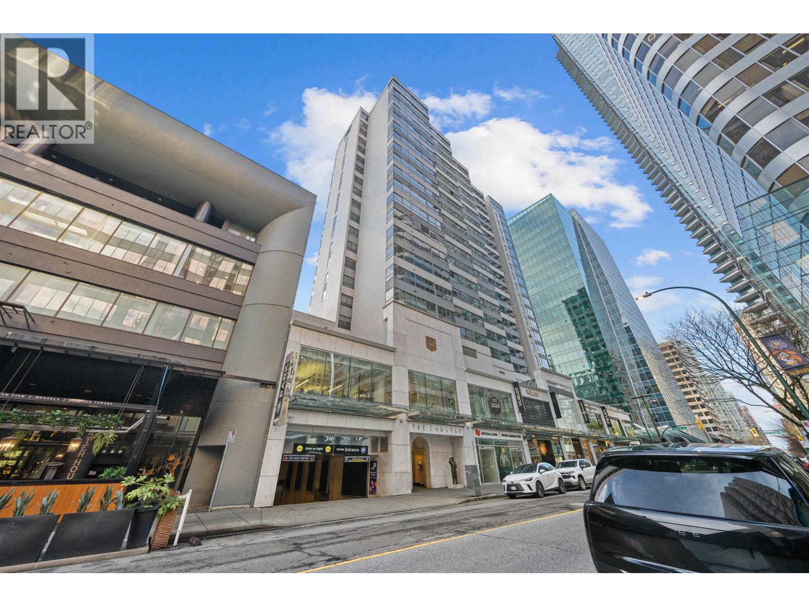 1403 1060 ALBERNI STREET