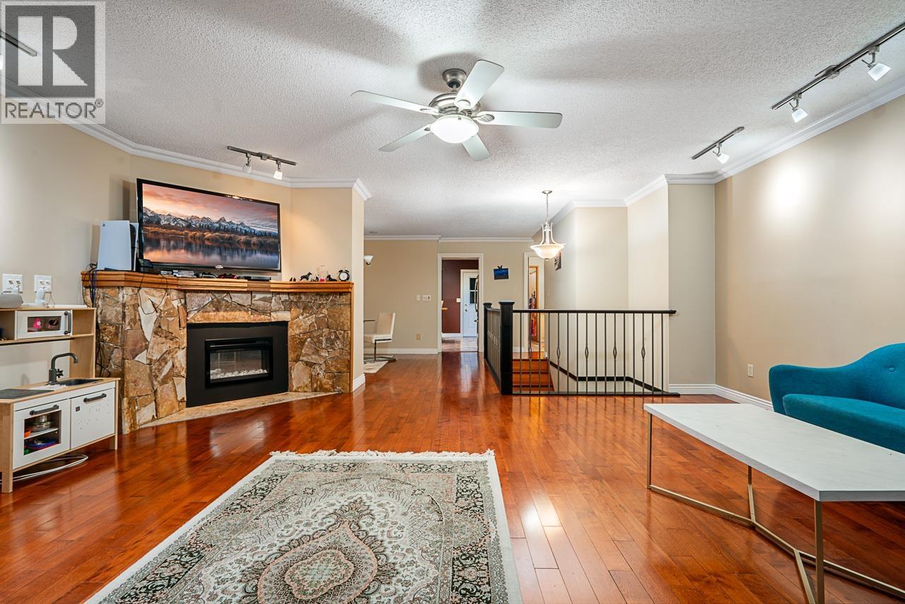 949 Lynwood Avenue, Port Coquitlam, British Columbia  V3B 6J7 - Photo 6 - R3173528