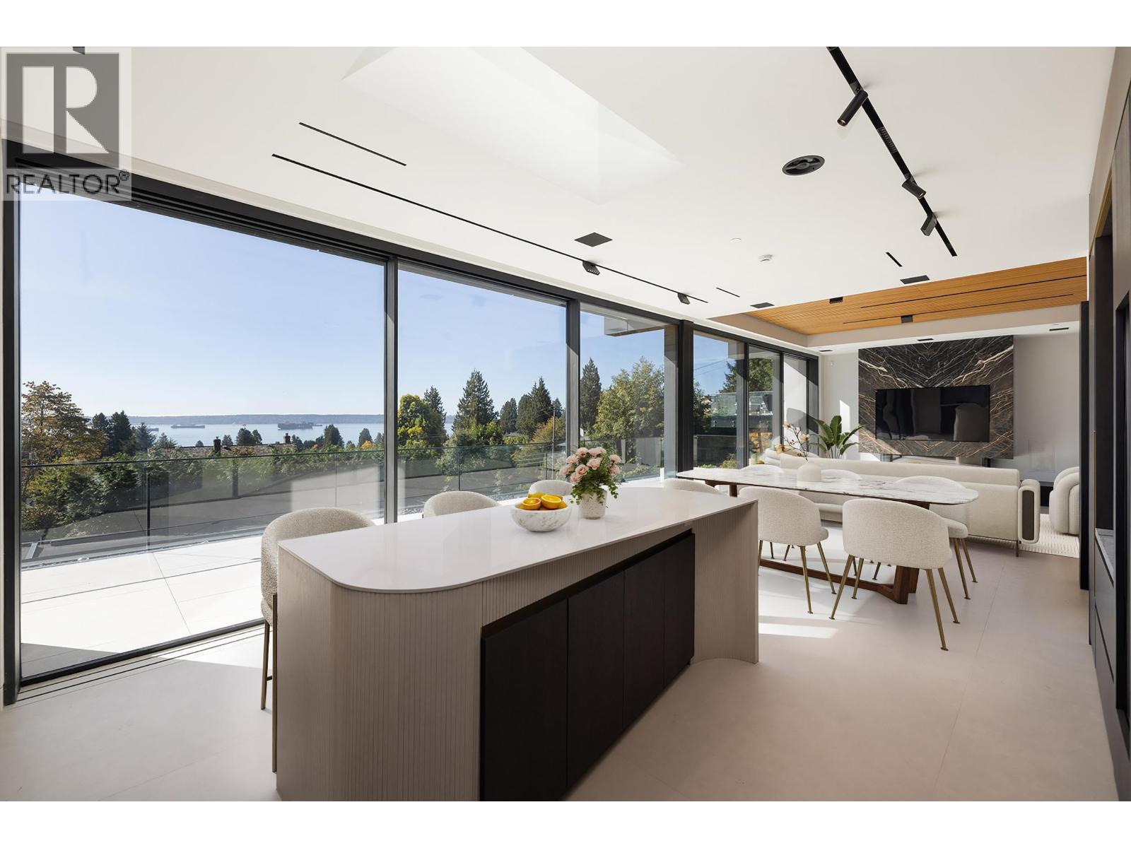 2484 Ottawa Avenue, West Vancouver, British Columbia  V7V 2T1 - Photo 7 - R3173583