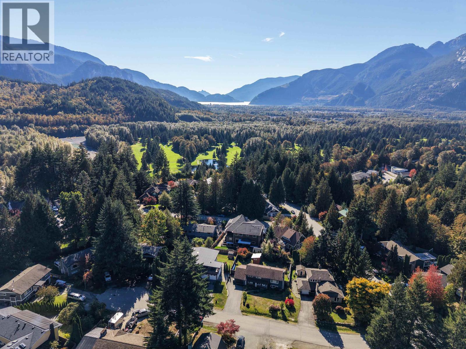 40231 Kintyre Drive, Squamish, British Columbia  V0N 1T0 - Photo 3 - R3173607