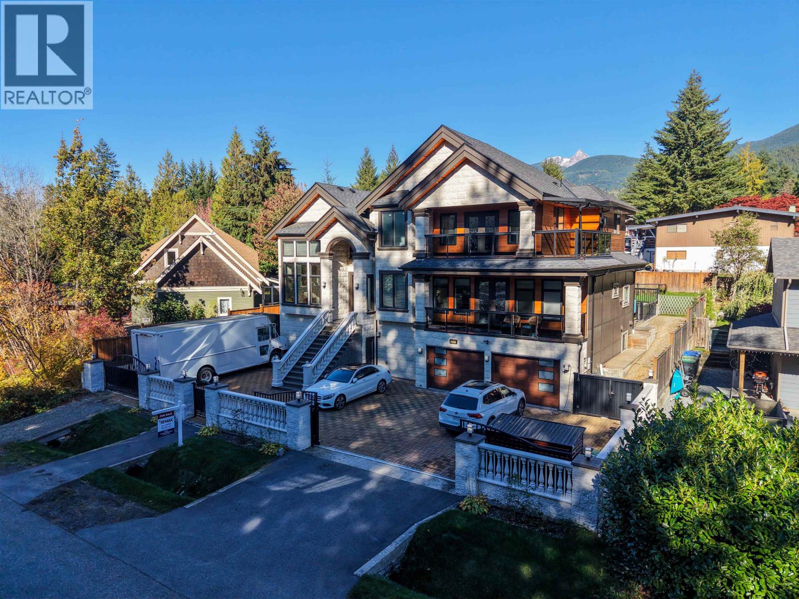 40231 Kintyre Drive, Squamish, British Columbia  V0N 1T0 - Photo 9 - R3173607