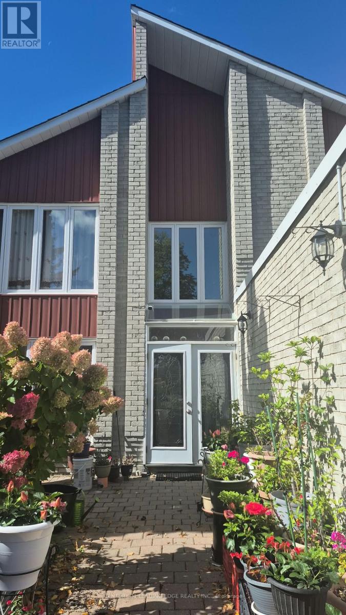 Unknown Address, ,    - Photo 2 - N13874424