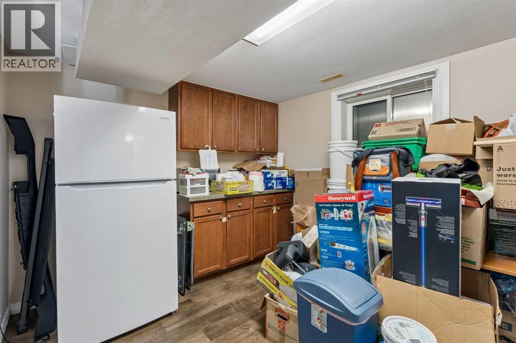 263 19 Avenue NE, Calgary, Alberta  T2E 1P2 - Photo 15 - A2344035