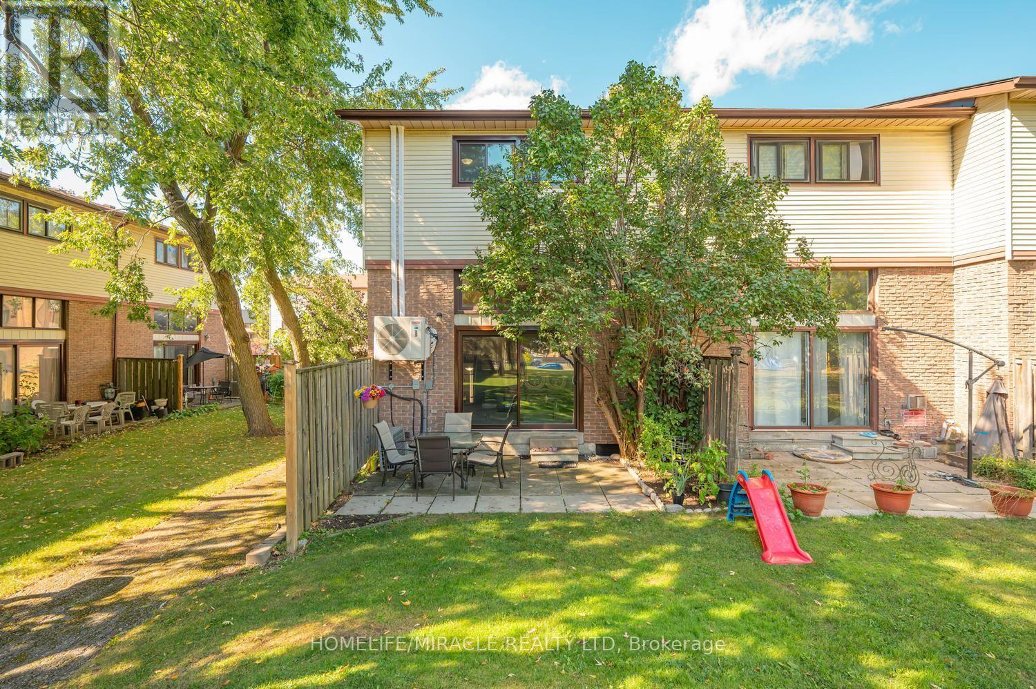 63 - 63 Mccallum Court, Brampton, Ontario  L6W 3M4 - Photo 39 - W13874410