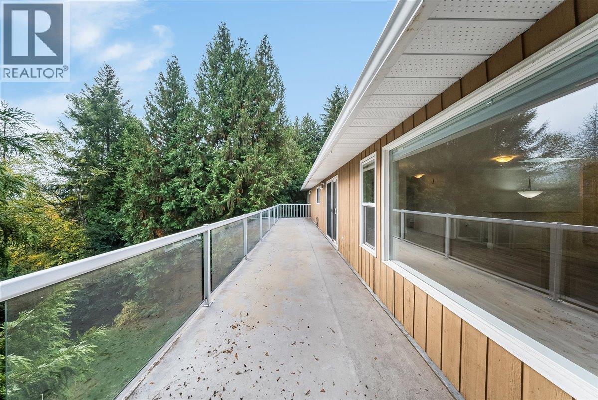 2421 12th Avenue, Castlegar, British Columbia  V1N 4A9 - Photo 20 - 10402949