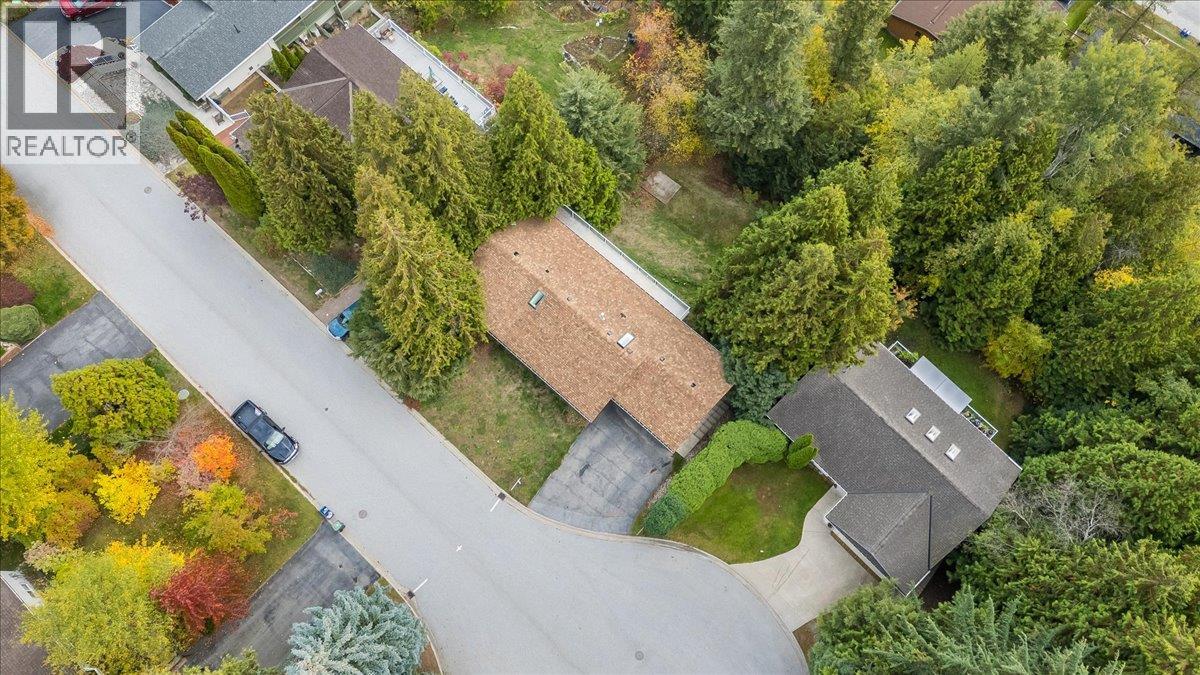 2421 12th Avenue, Castlegar, British Columbia  V1N 4A9 - Photo 39 - 10402949