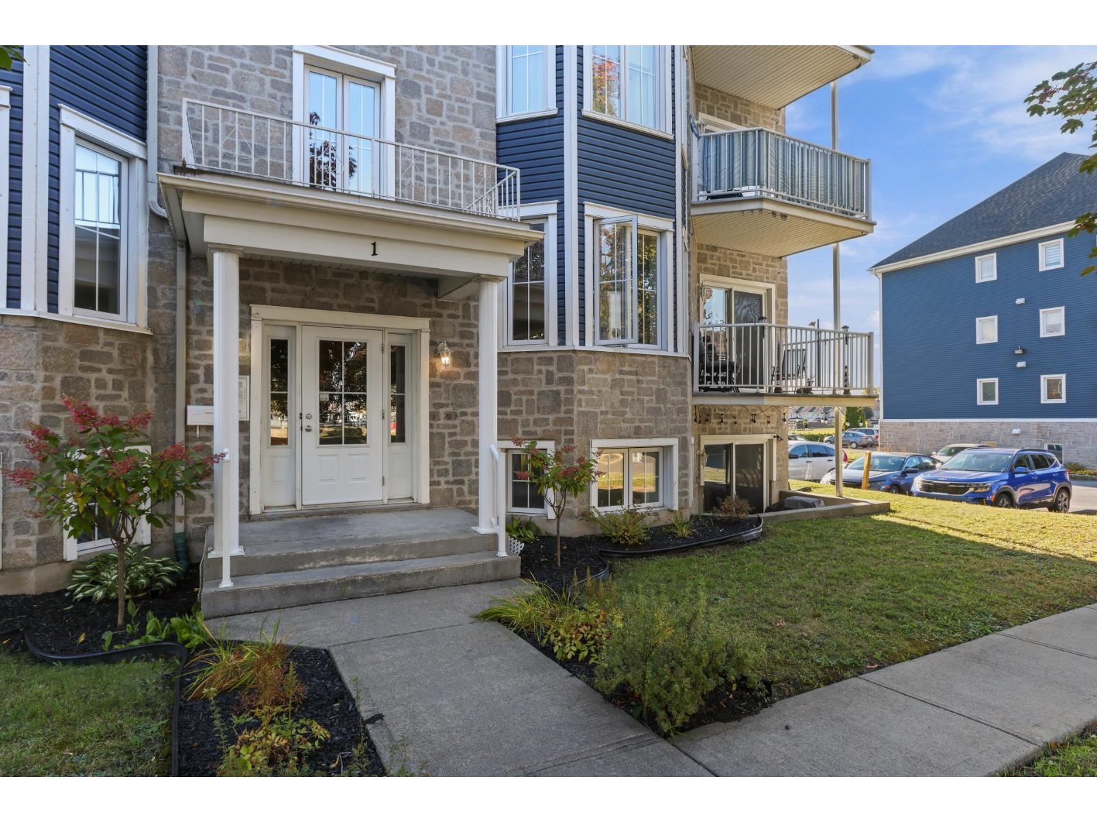 1 Crois. de Cambrai|#2 Châteauguay Quebec Canada J6K5H3 2