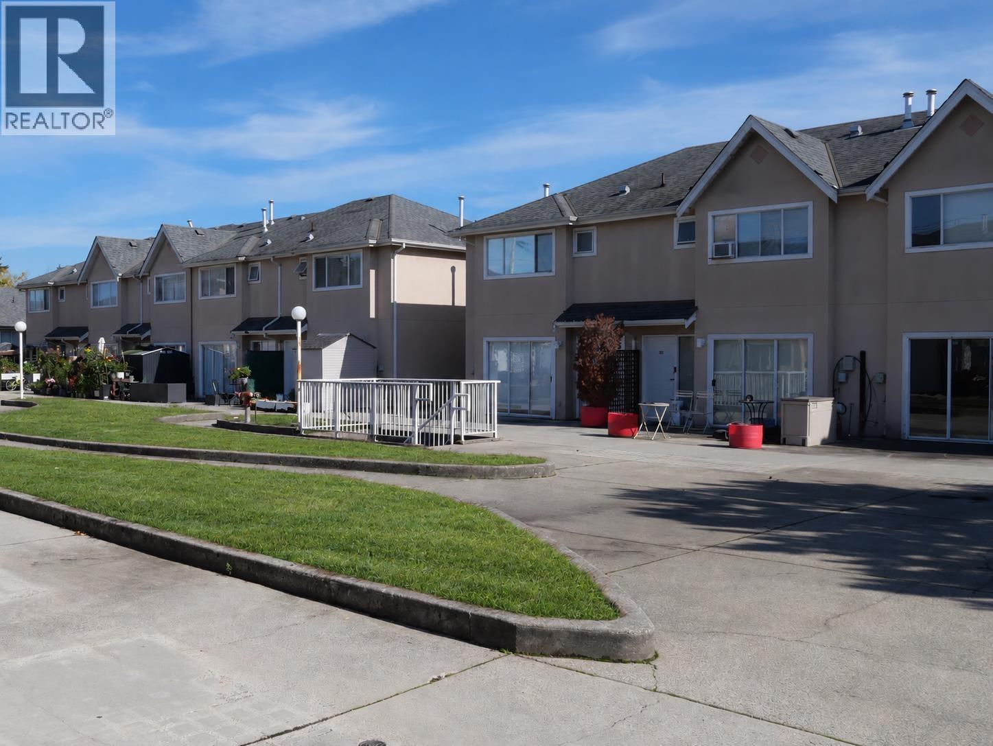 204 2211 NO. 4 ROAD, Richmond, British Columbia