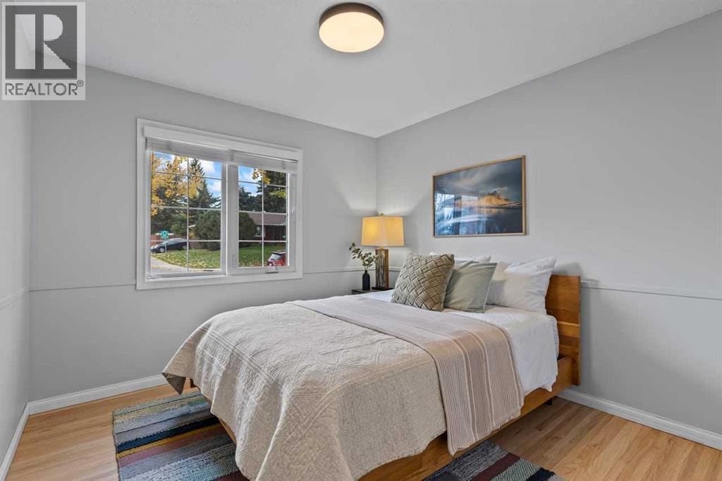 232 Lake Wapta Rise SE