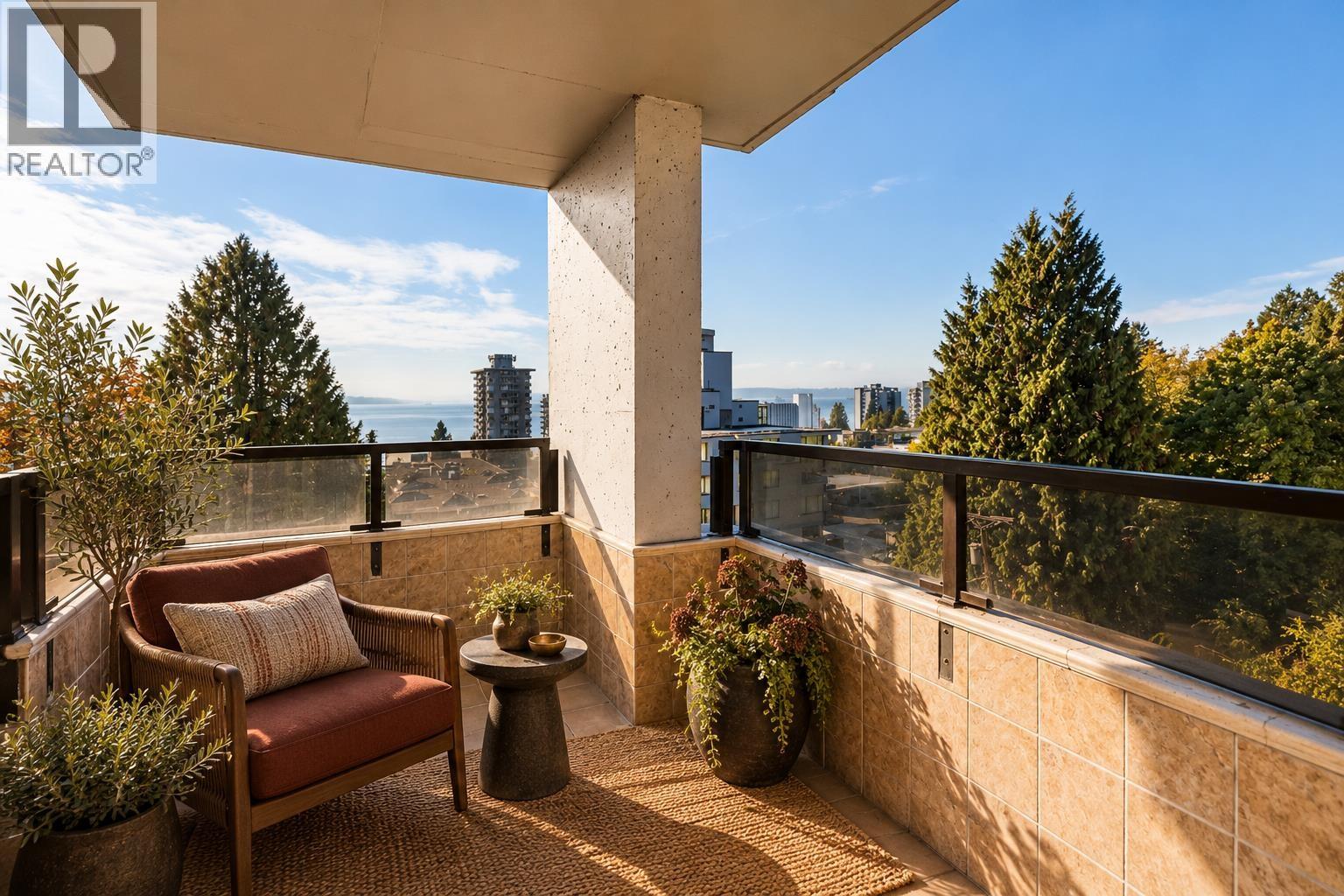 703 1737 Duchess Avenue, West Vancouver, British Columbia  V7V 1P8 - Photo 21 - R3173639