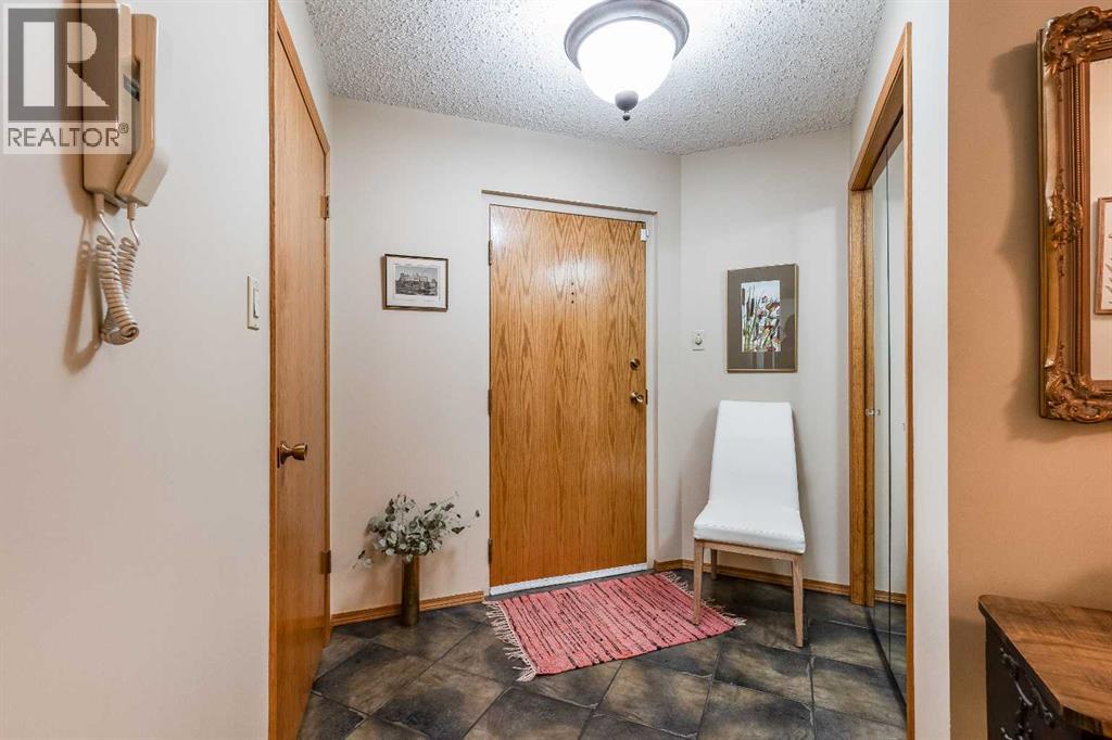 2, 1165 16 Street, Medicine Hat, Alberta  T1C 1P7 - Photo 8 - A2350227
