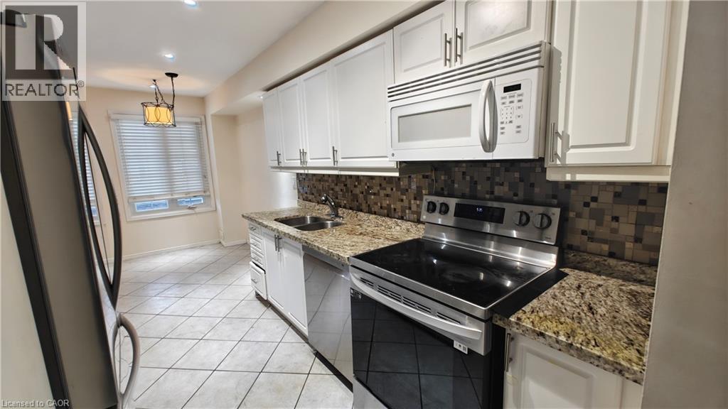 2110 Cleaver Avenue Unit# 215, Burlington, Ontario  L7M 3Z3 - Photo 9 - 40869256