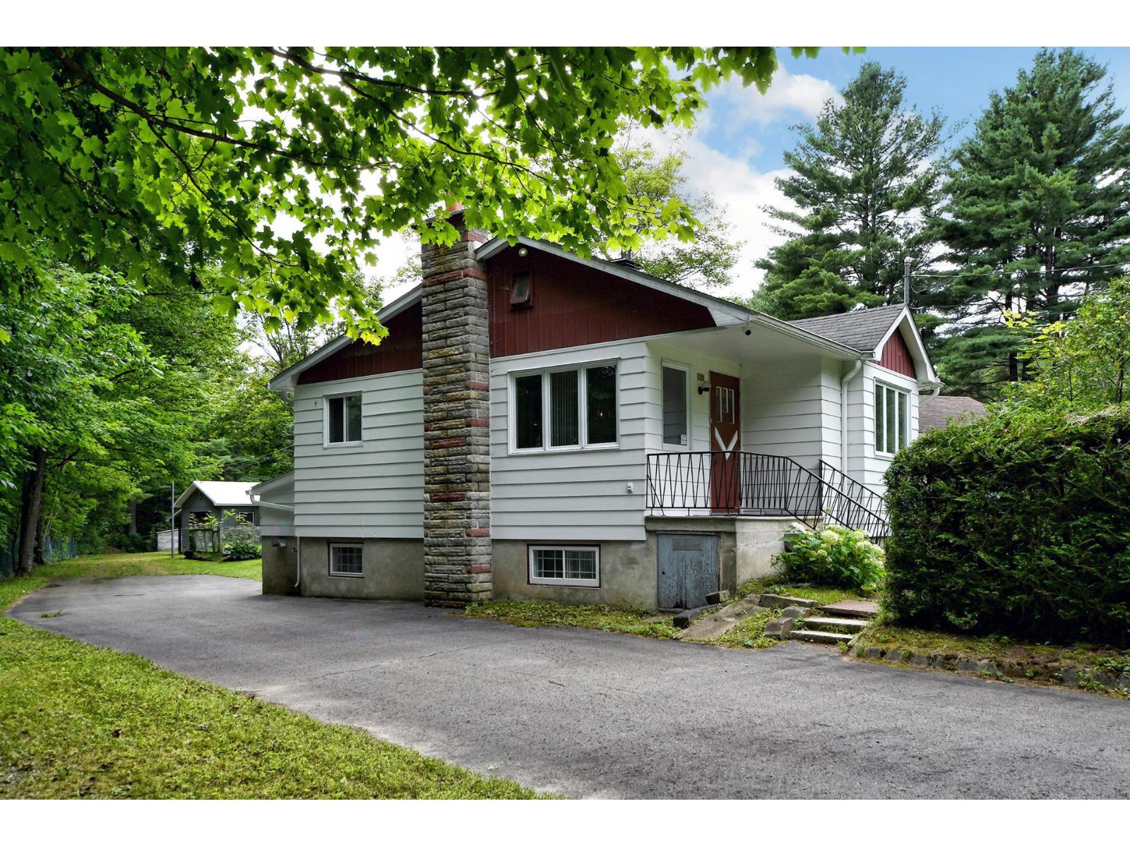 2280 Ch. des Arbres Sainte-Julienne Quebec Canada J0K2T0
