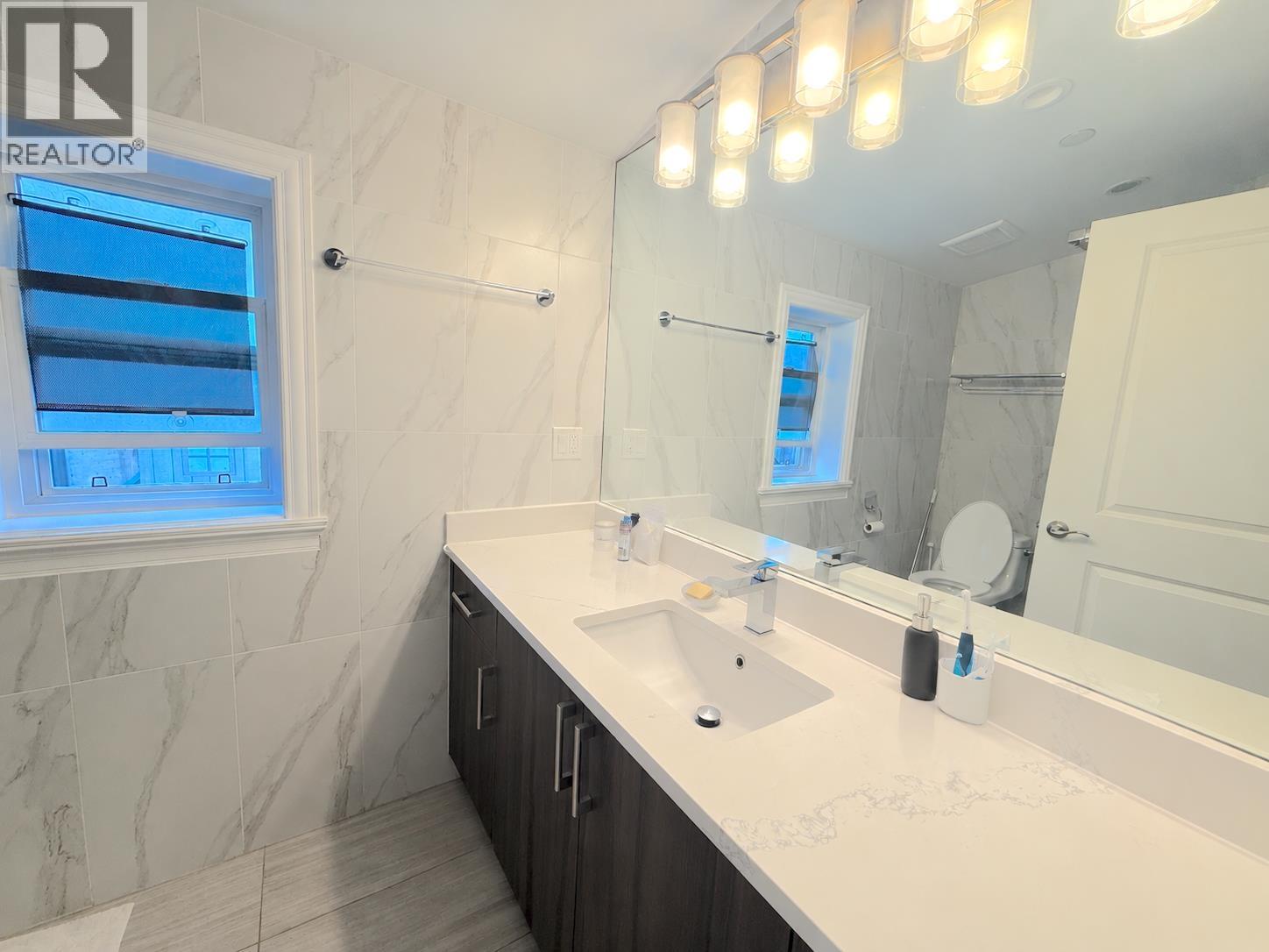 5421 Fleming Street, Vancouver, British Columbia  V5P 3E8 - Photo 33 - R3173171