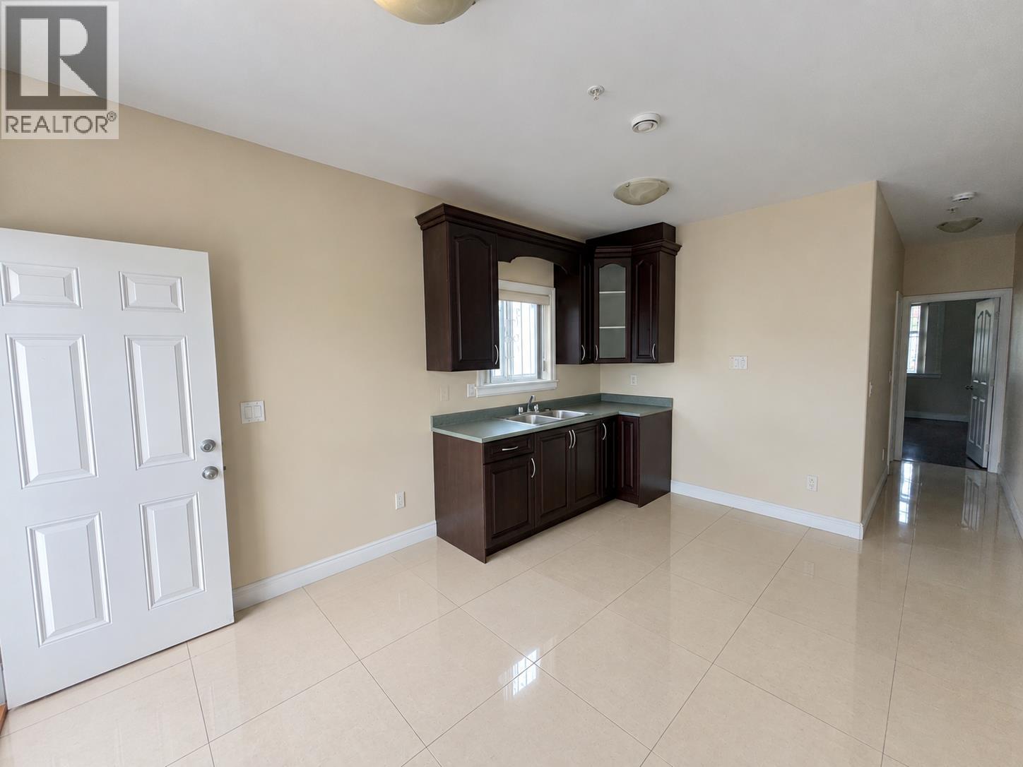 5421 Fleming Street, Vancouver, British Columbia  V5P 3E8 - Photo 15 - R3173171