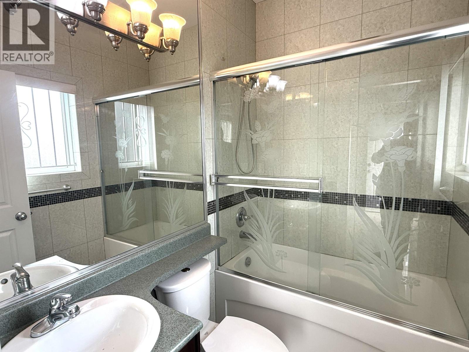 5421 Fleming Street, Vancouver, British Columbia  V5P 3E8 - Photo 18 - R3173171