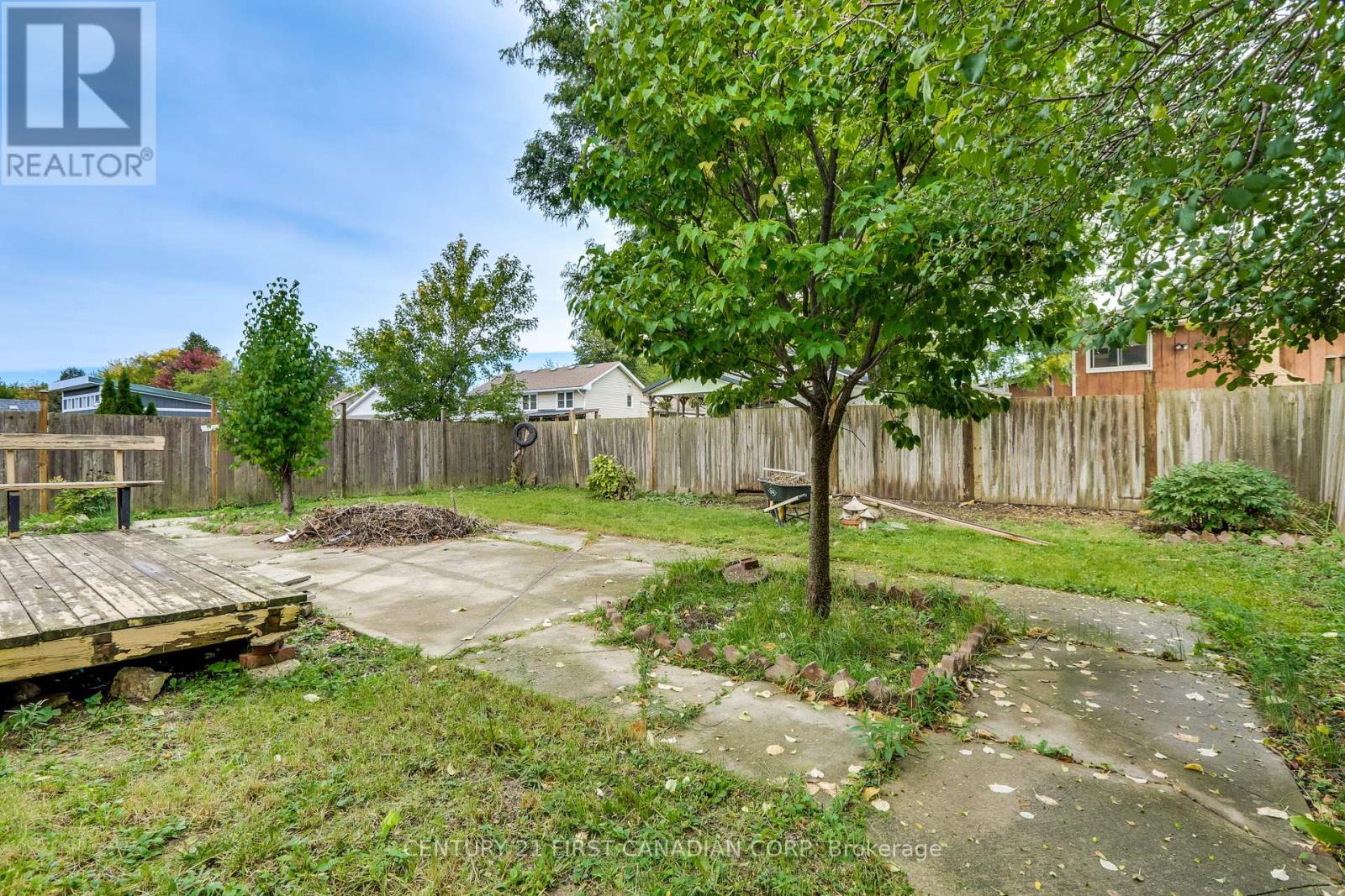 Main - 63 Renny Crescent, London South, Ontario  N6E 2C4 - Photo 20 - X13874536