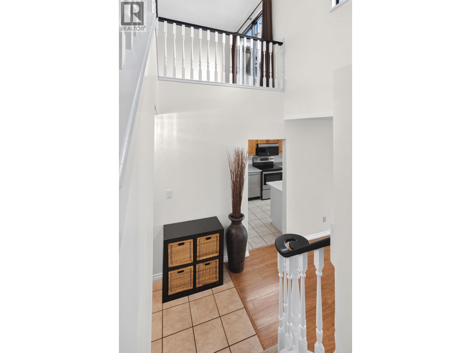 408 777 Eighth Street, New Westminster, British Columbia  V3M 3S7 - Photo 9 - R3173474