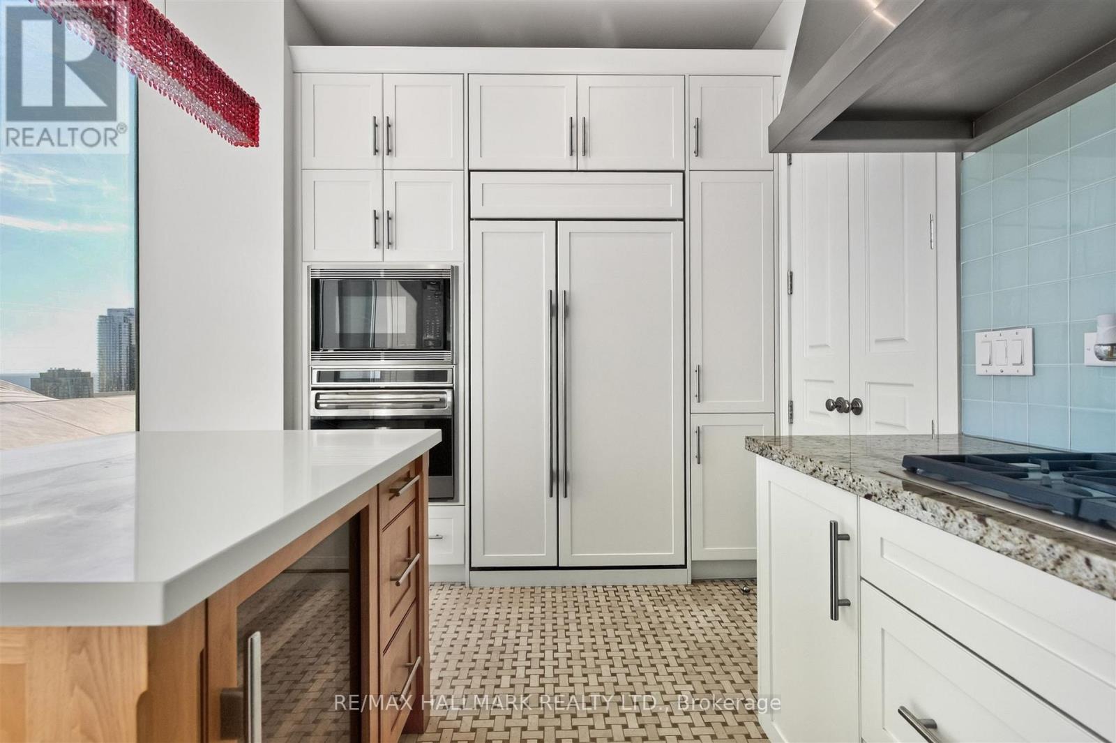 2306 - 183 Wellington Street W, Toronto, Ontario  M5V 0A1 - Photo 17 - C13874552