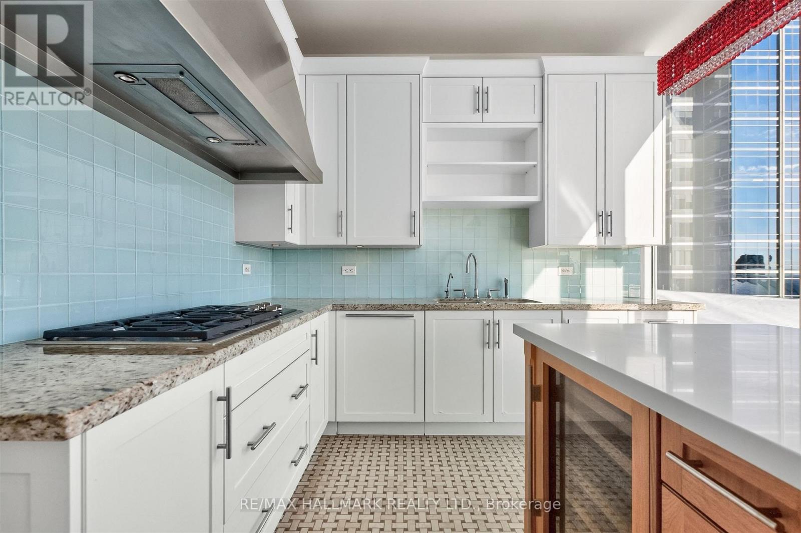2306 - 183 Wellington Street W, Toronto, Ontario  M5V 0A1 - Photo 18 - C13874552