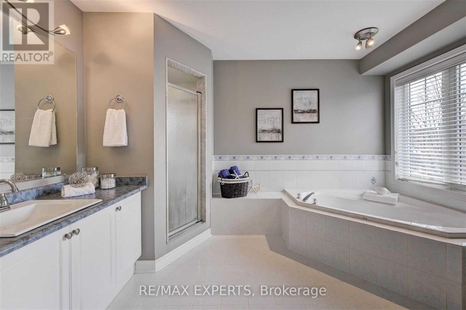 11 Bologna Road, Vaughan, Ontario  L4H 2B1 - Photo 13 - N13874538