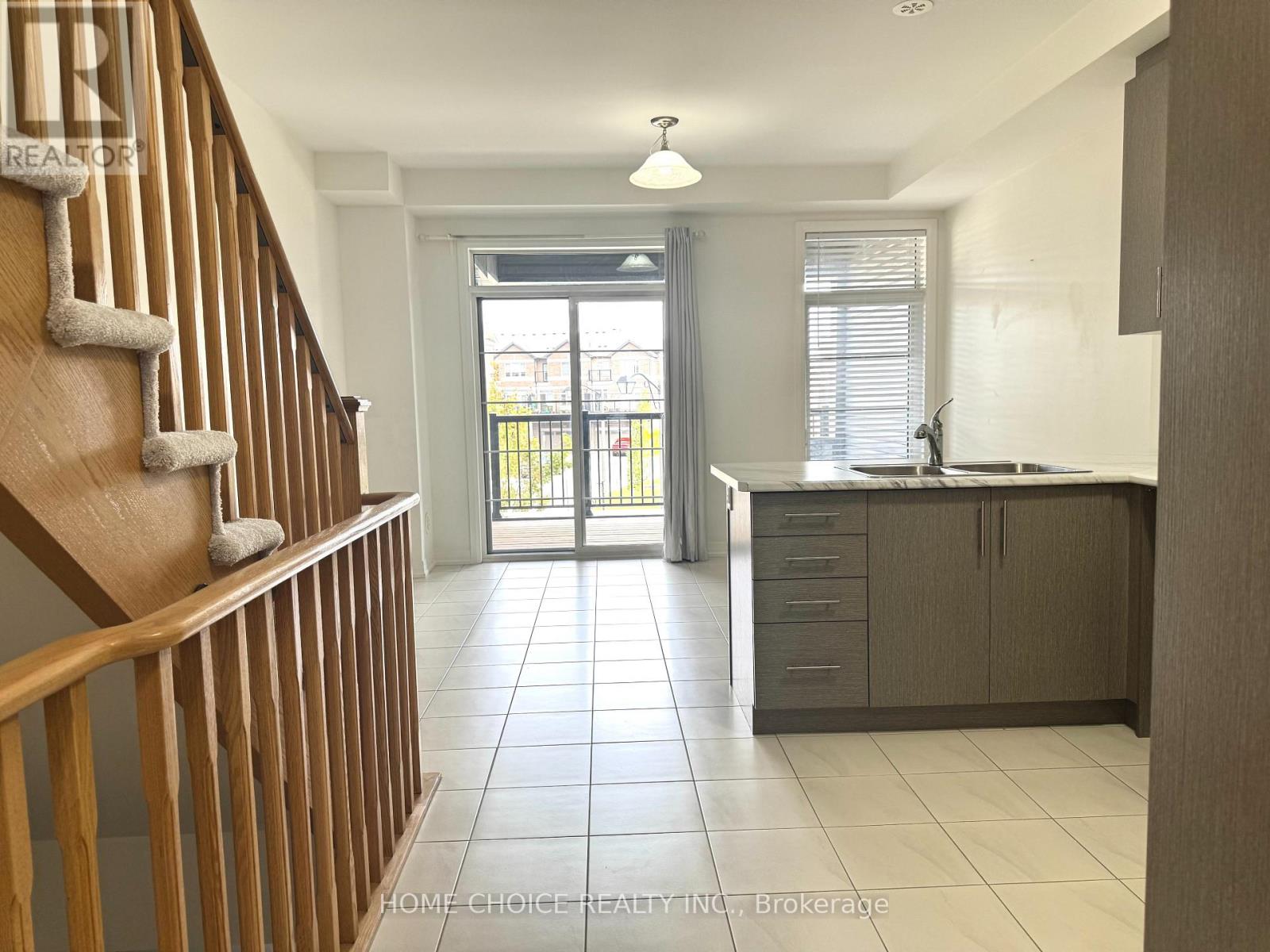 47 Saigen Lane, Markham, Ontario L6B 1R2 - Photo 8 - N13874544