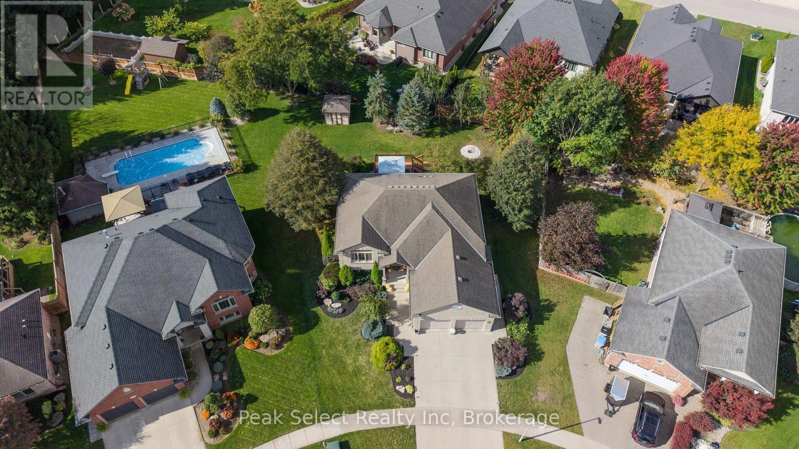 88 Saxonville Court, Strathroy-Caradoc, Ontario  N7G 4M1 - Photo 2 - X13874554