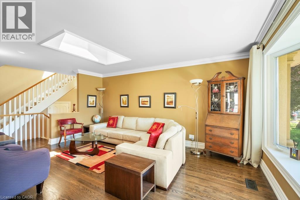583 Stephens Crescent, Oakville, Ontario  L6K 1Y2 - Photo 5 - 40869919