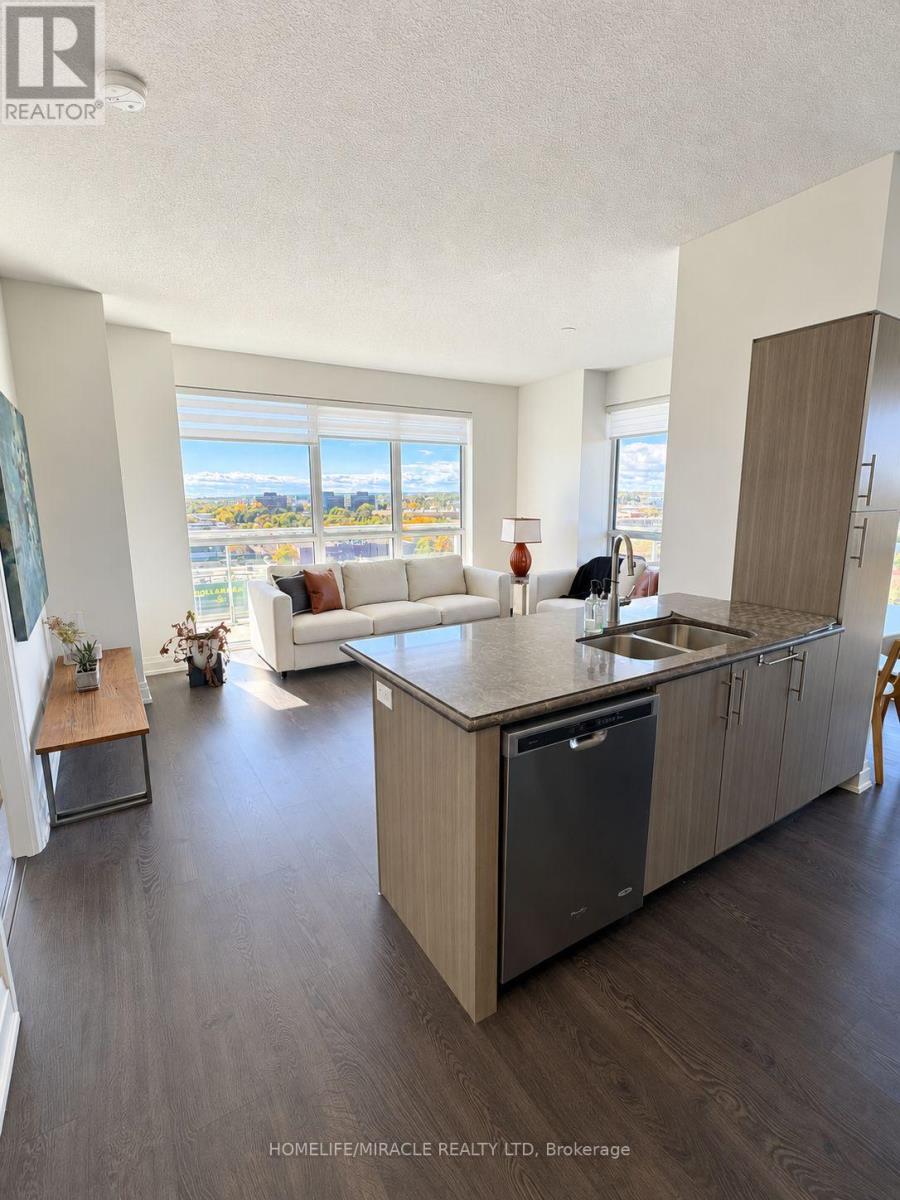 911 - 65 SPEERS ROAD, Oakville, Ontario