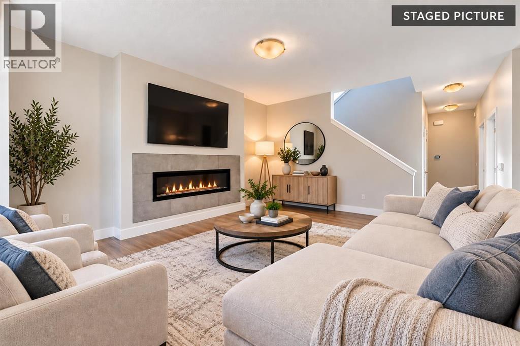 118 Belmont Crescent SW, Calgary, Alberta  T2X 4N7 - Photo 4 - A2337902