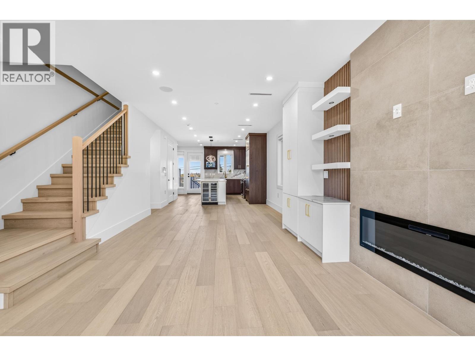 2 7361 Fraser Street, Vancouver, British Columbia  V5X 3W1 - Photo 6 - R3170106