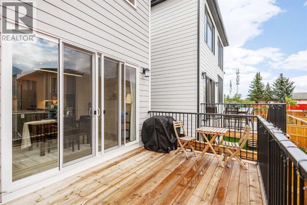 24 Aspen Woods Park SW