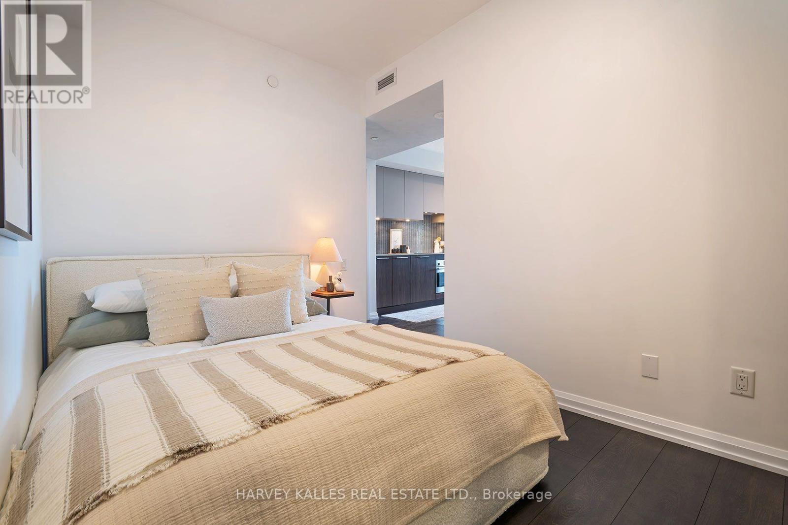 412 - 4208 Dundas Street W, Toronto, Ontario  M8X 0B1 - Photo 28 - W13812046