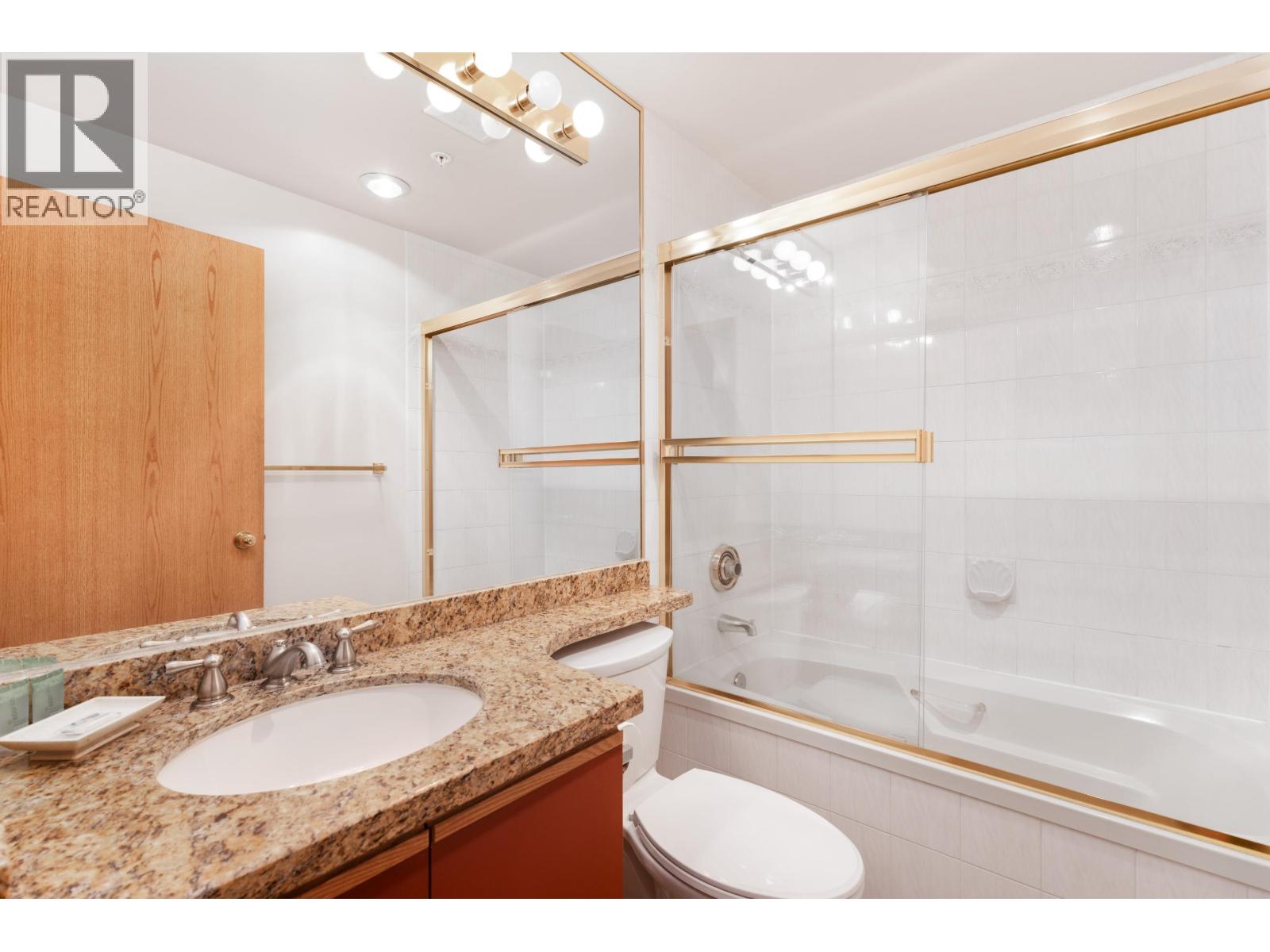 206 3212 BLUEBERRY DRIVE