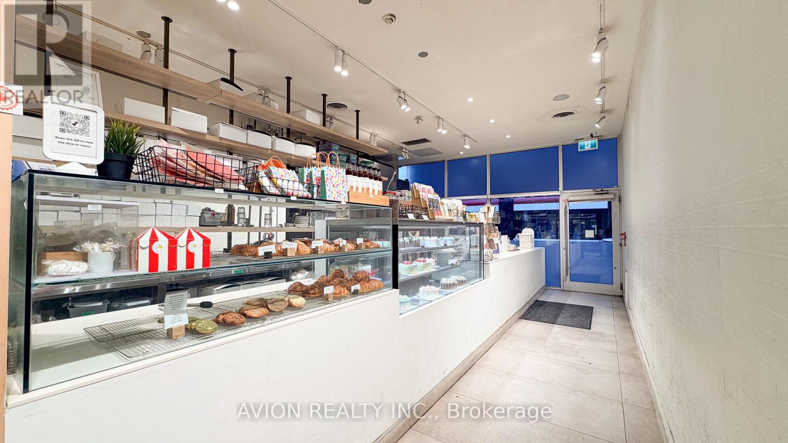 114 Dundas Street W, Toronto, Ontario  M5G 1C3 - Photo 10 - C13874568