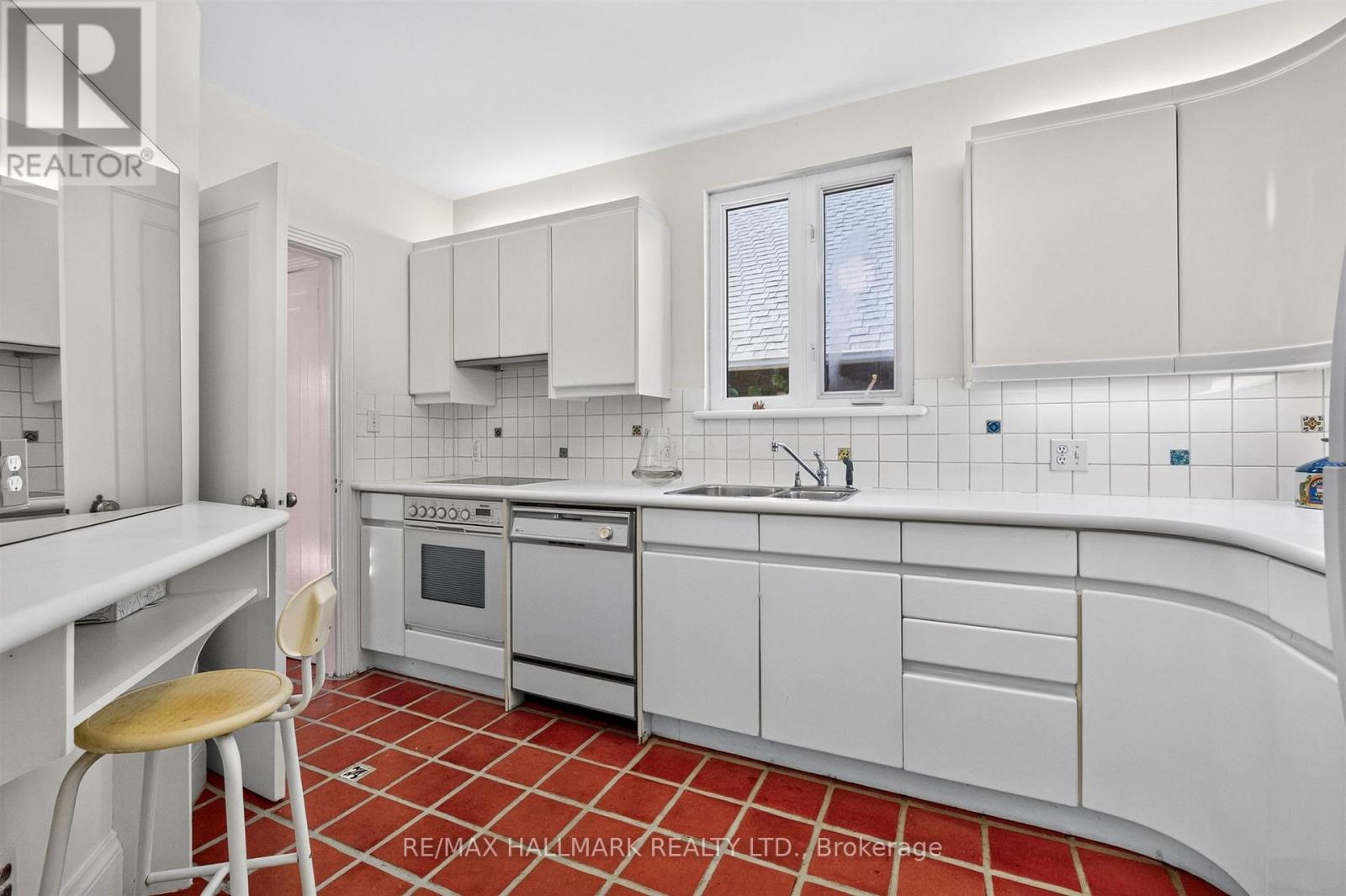 70 Parkview Avenue, Toronto, Ontario  M2N 3Y2 - Photo 13 - C13874576