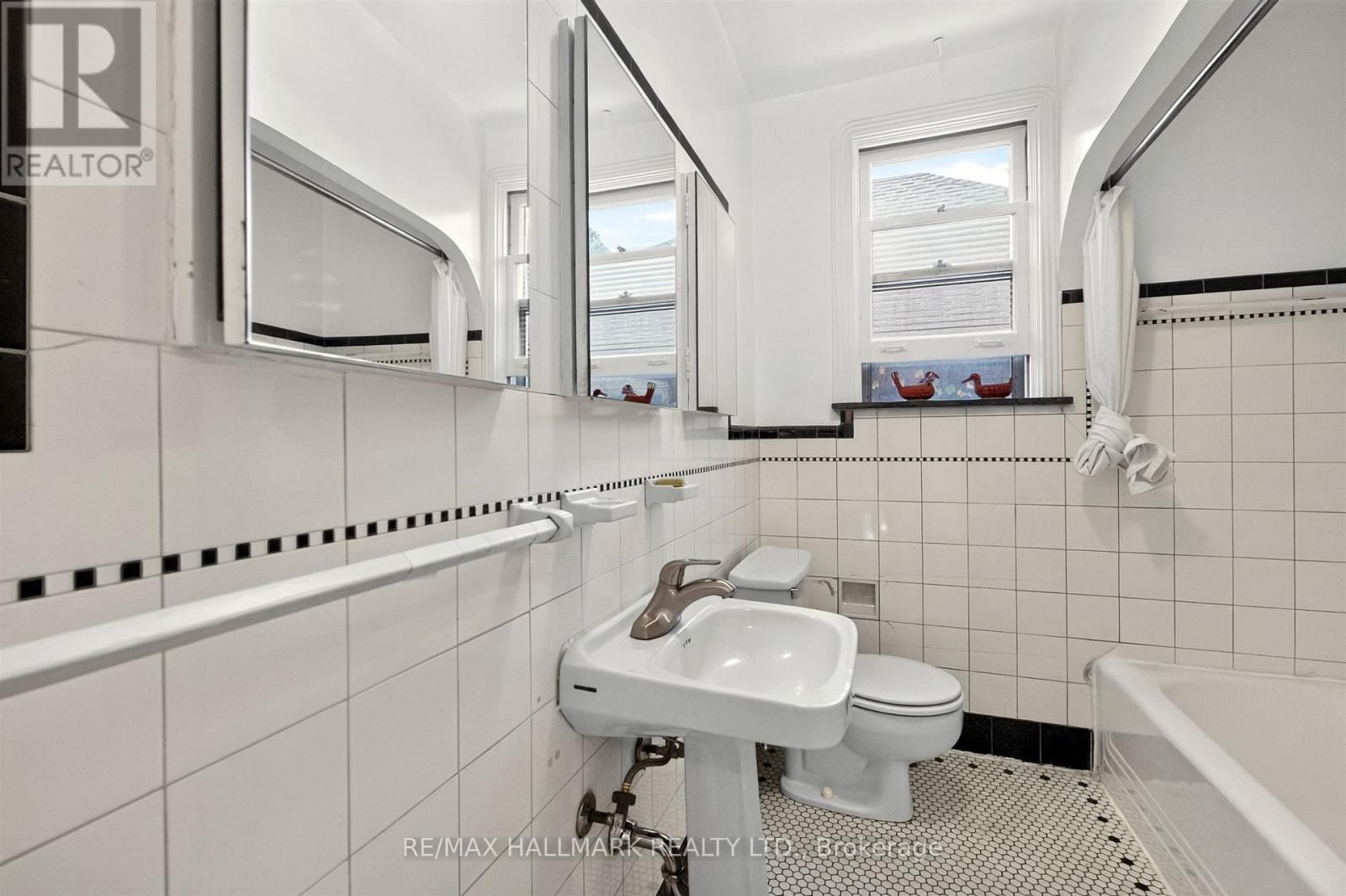 70 Parkview Avenue, Toronto, Ontario  M2N 3Y2 - Photo 24 - C13874576