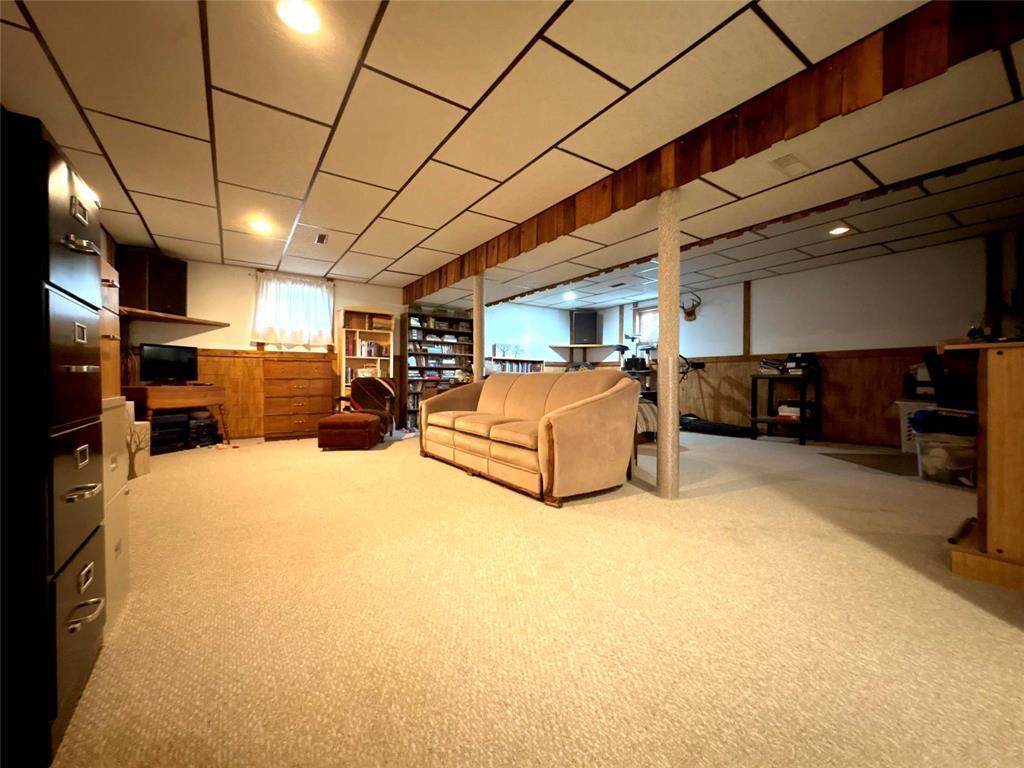 68 Olympic Crescent, Melita, Manitoba  R0M 1L0 - Photo 18 - 202625148