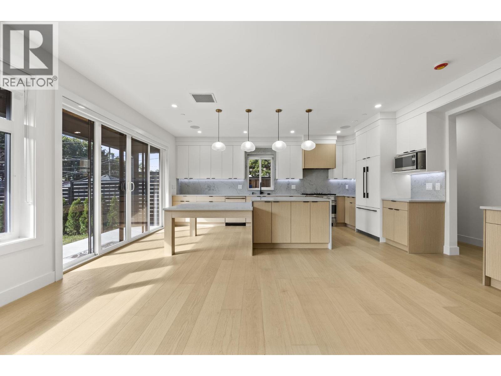 2 3576 E Pender Street, Vancouver, British Columbia  V5K 2E3 - Photo 20 - R3173650
