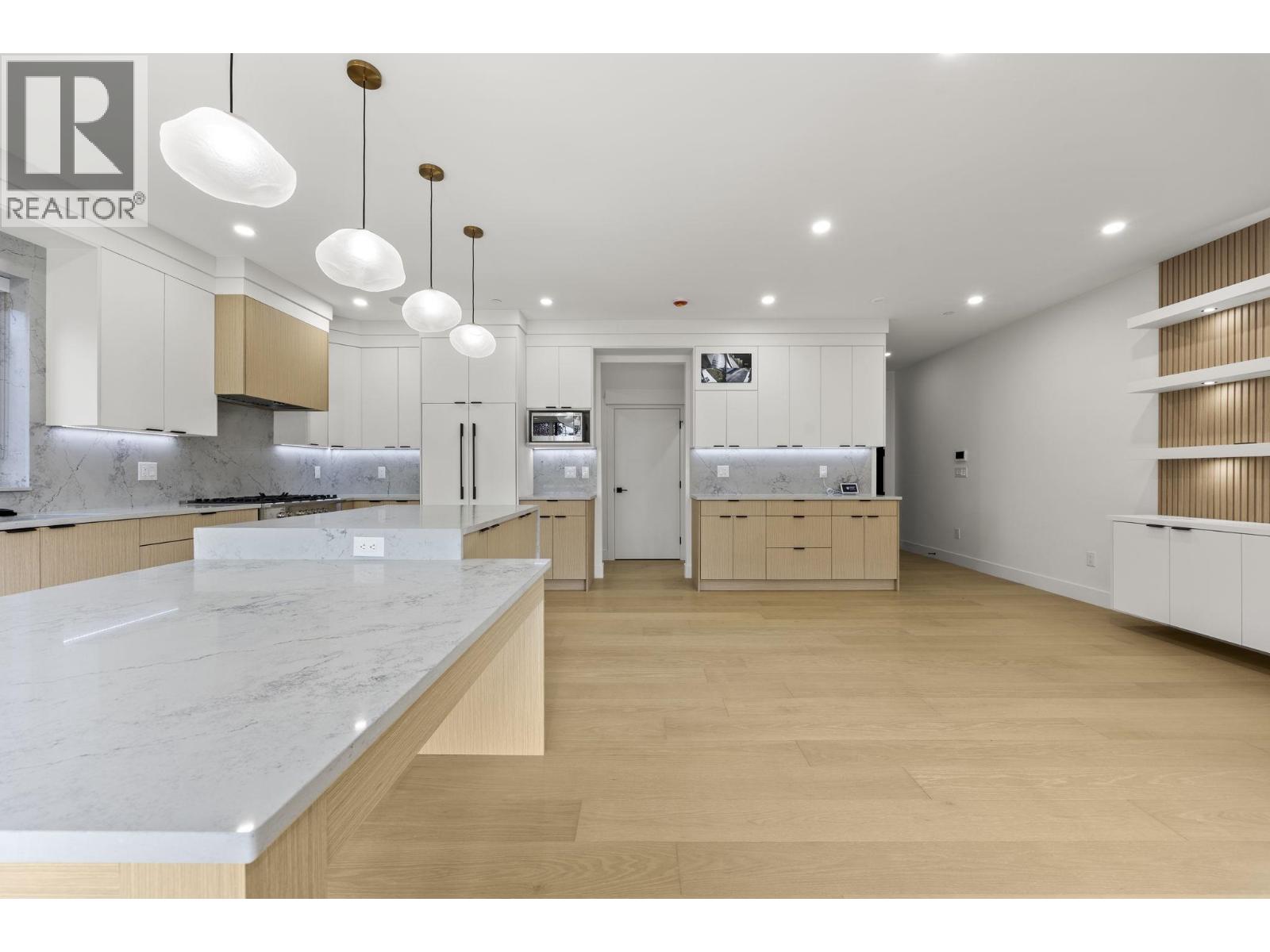 2 3576 E Pender Street, Vancouver, British Columbia  V5K 2E3 - Photo 23 - R3173650