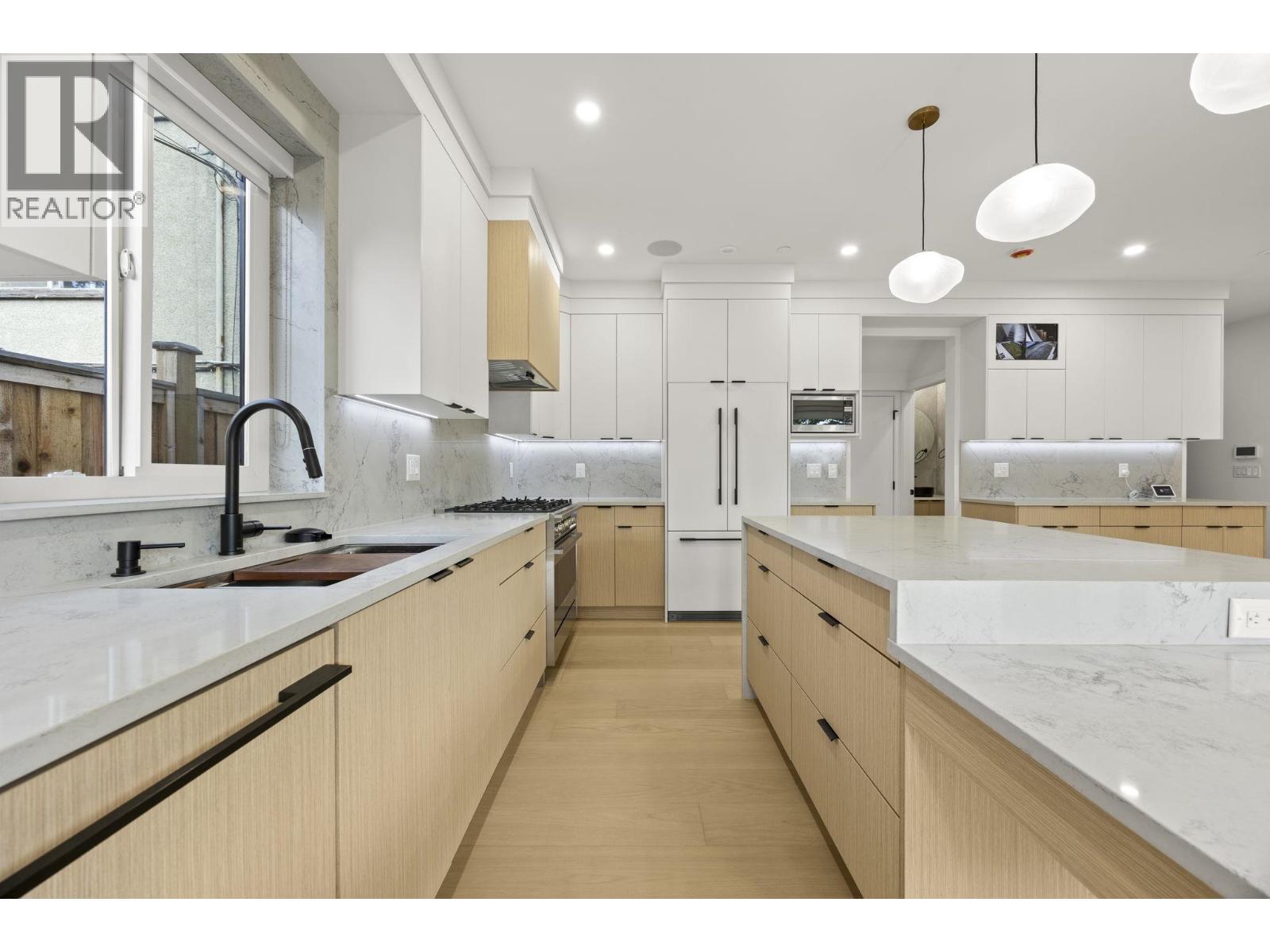 2 3576 E Pender Street, Vancouver, British Columbia  V5K 2E3 - Photo 26 - R3173650