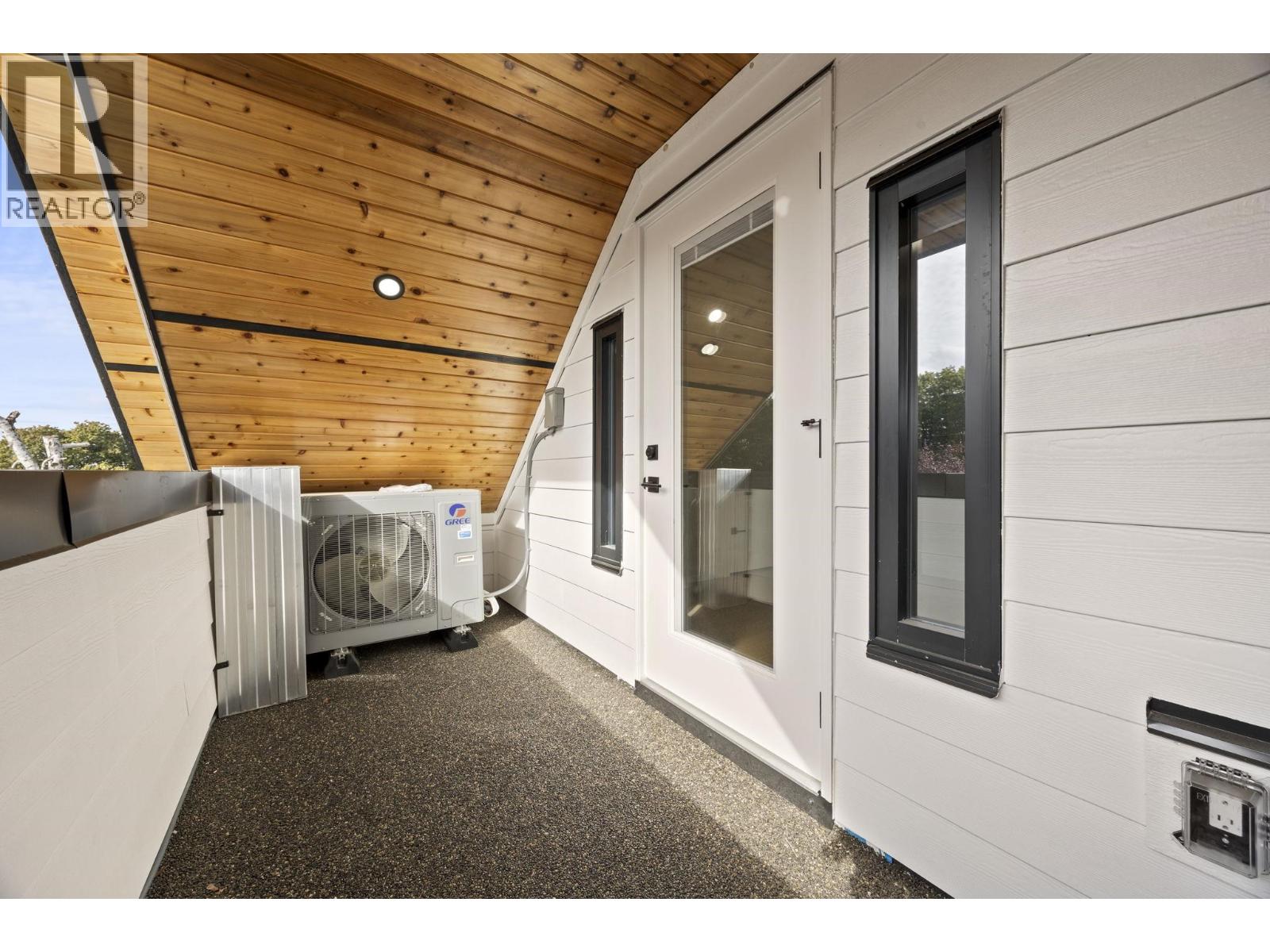 2 3576 E Pender Street, Vancouver, British Columbia  V5K 2E3 - Photo 6 - R3173650