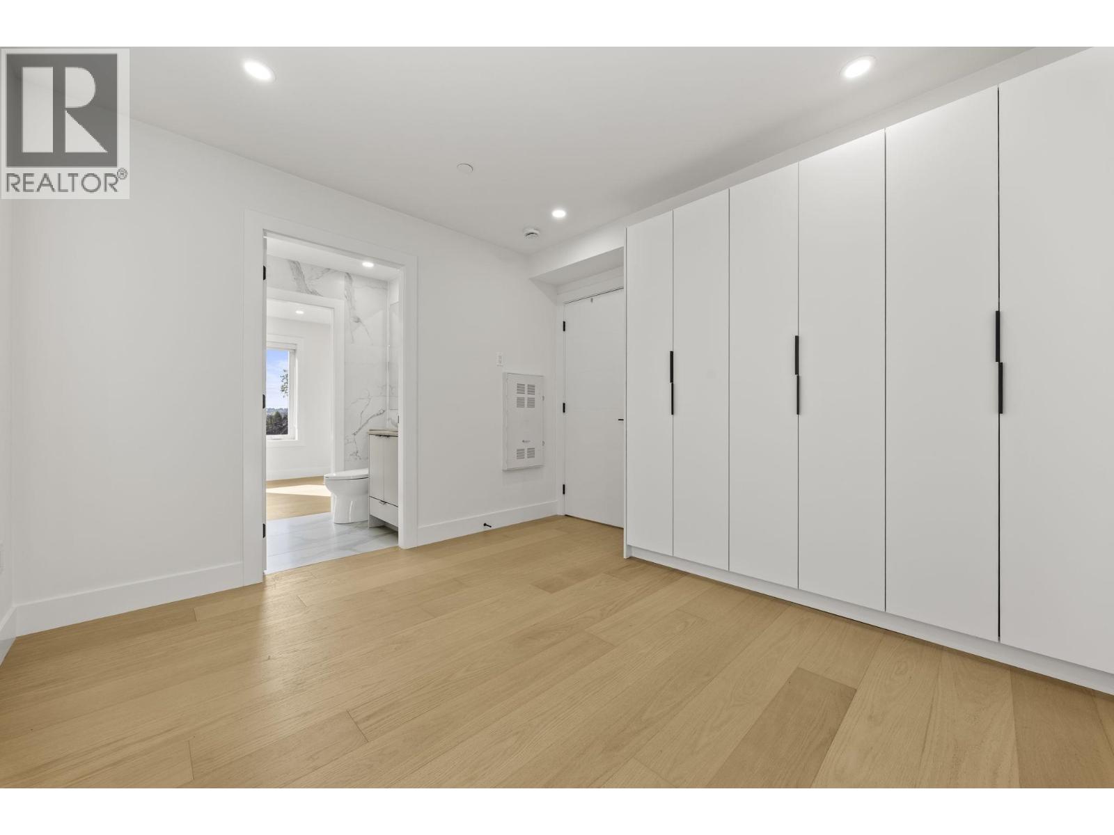 2 3576 E Pender Street, Vancouver, British Columbia  V5K 2E3 - Photo 9 - R3173650