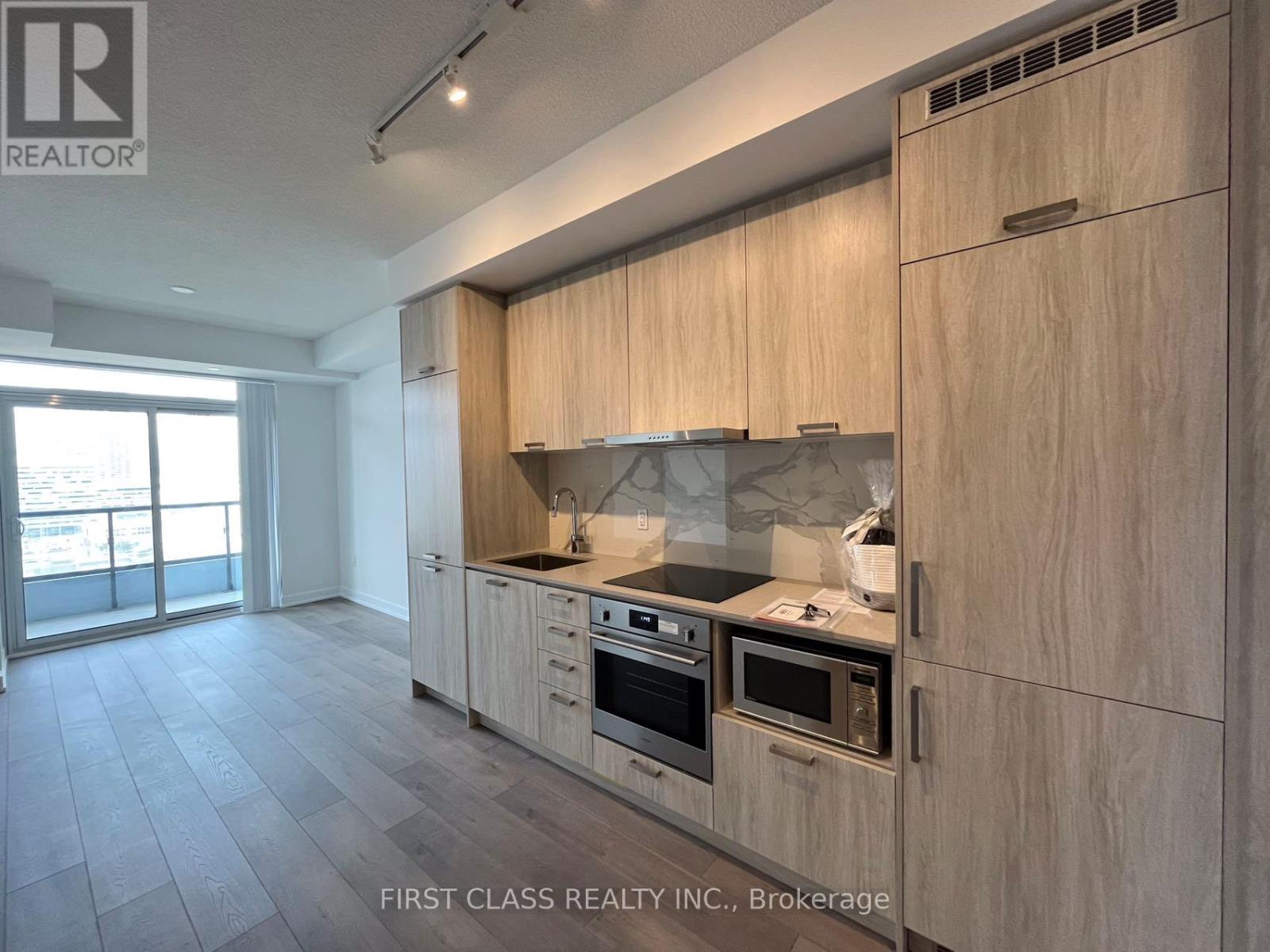 2012 - 38 Honeycrisp Crescent, Vaughan (Vaughan Corporate Centre), Ontario  L4K 0M8 - Photo 4 - N13874558