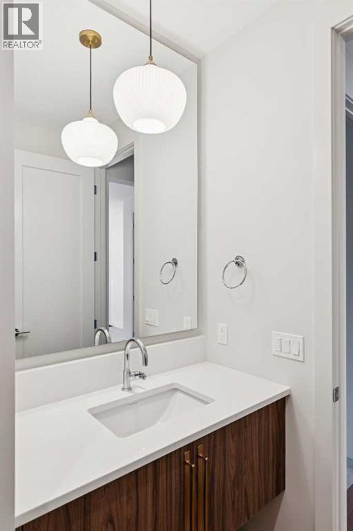 2 Rock Lake View NW, Calgary, Alberta  T3G 0G1 - Photo 21 - A2345306